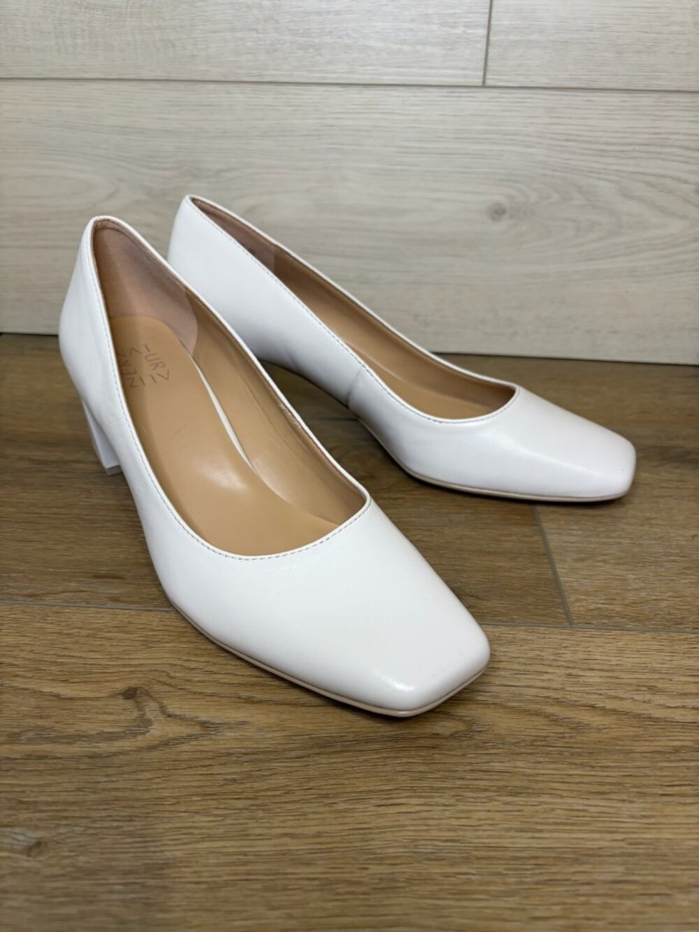 Naturalizer Women Karina Satin Pearl Square Toe Pump 10M